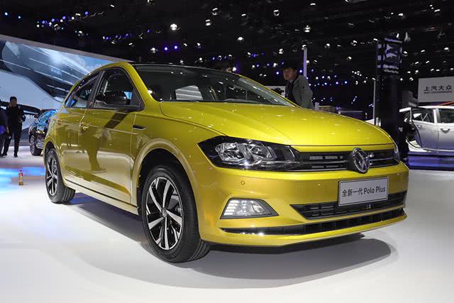 你们要的车来了,两厢小车四驱手动挡