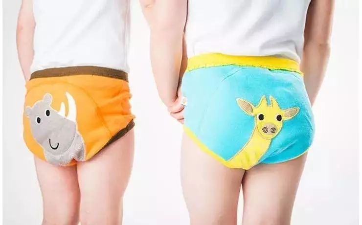 让宝宝离开尿不湿学会自己尿尿,怎么让宝宝戒掉尿不湿拉粑粑