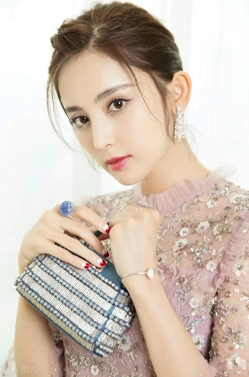 买卖商铺个人所得税交多少,商铺共有人之间转让税费