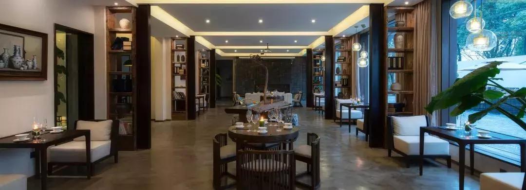 乌镇住宿哪里最好,乌镇住宿是住景区内好还是外面好