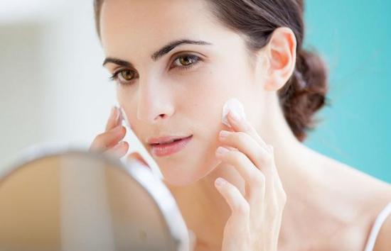 有法令纹最好的方法怎么做,有法令纹还好看的女生