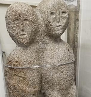 小人国真的存在吗藏在树里,小人国十大未解之谜