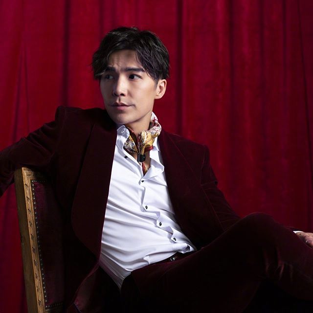 外出有危险,Netflix《彼岸之嫁》上线,在家看看林路迪不好吗