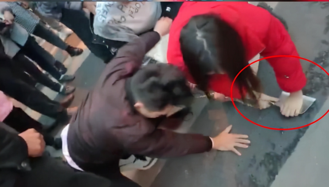 小伊简报2021.11.25