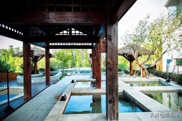 值得一去的温泉民宿,与大自然融为一体的民宿温泉