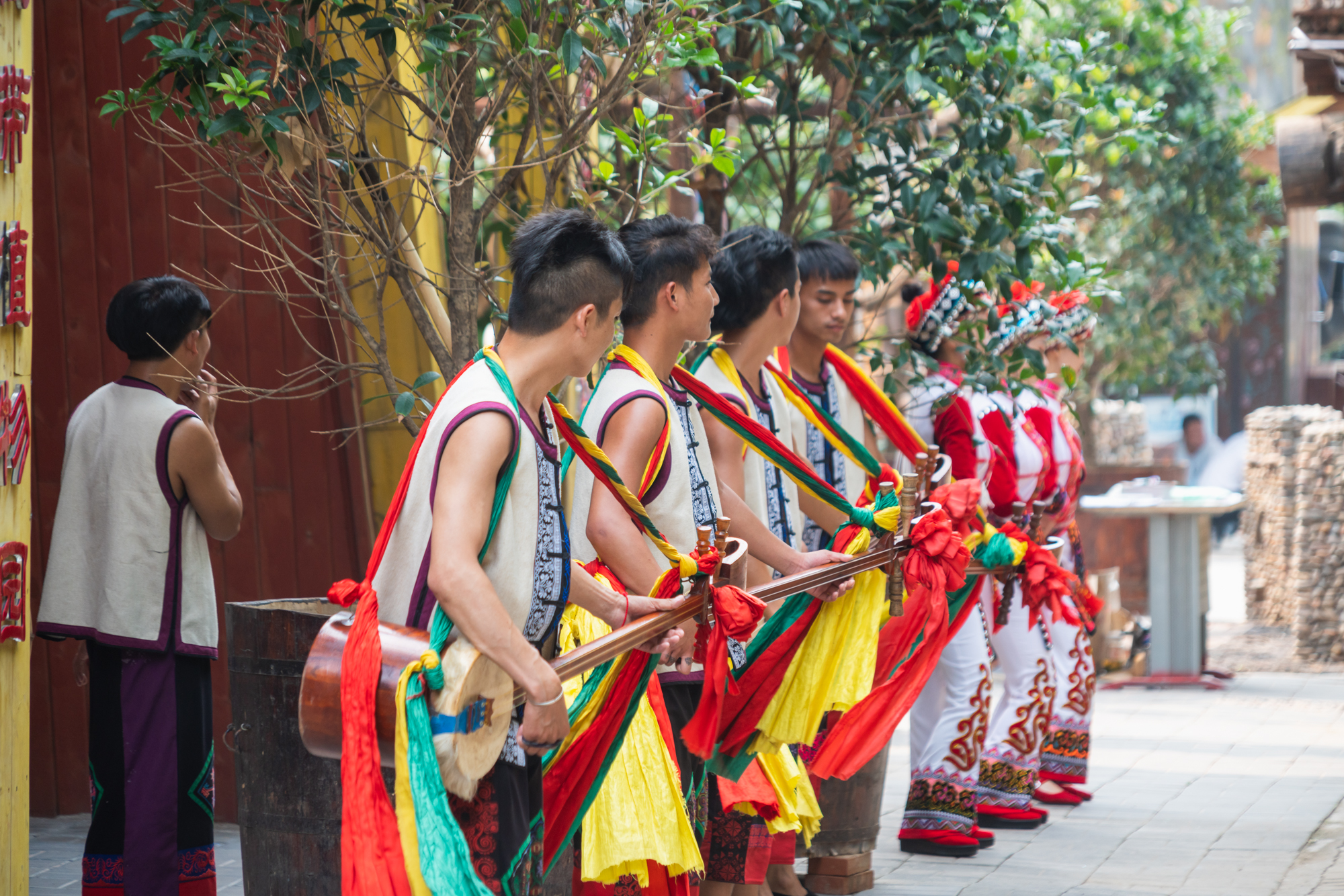 四月去过了心心念念的泼水节,夏日的欢乐泼水节