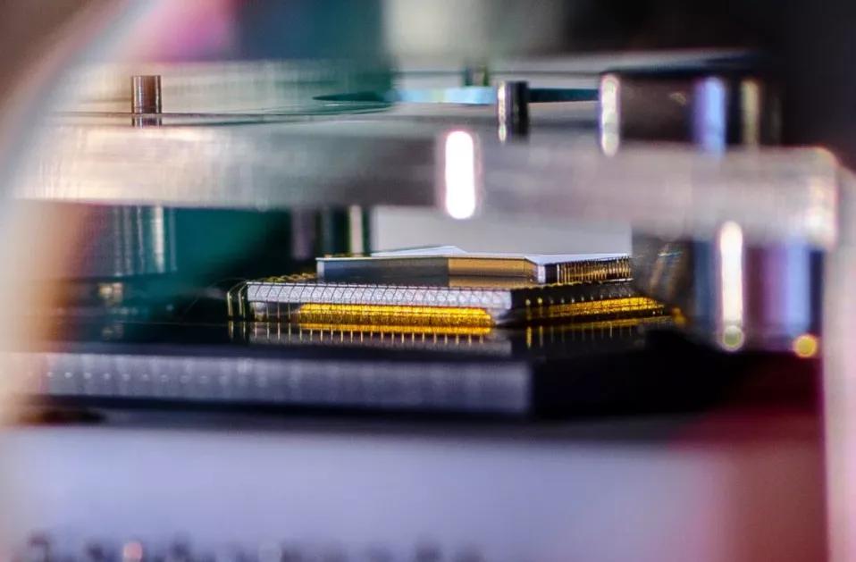 未来的量子计算机运算速度是多少,未来量子计算将颠覆哪些领域