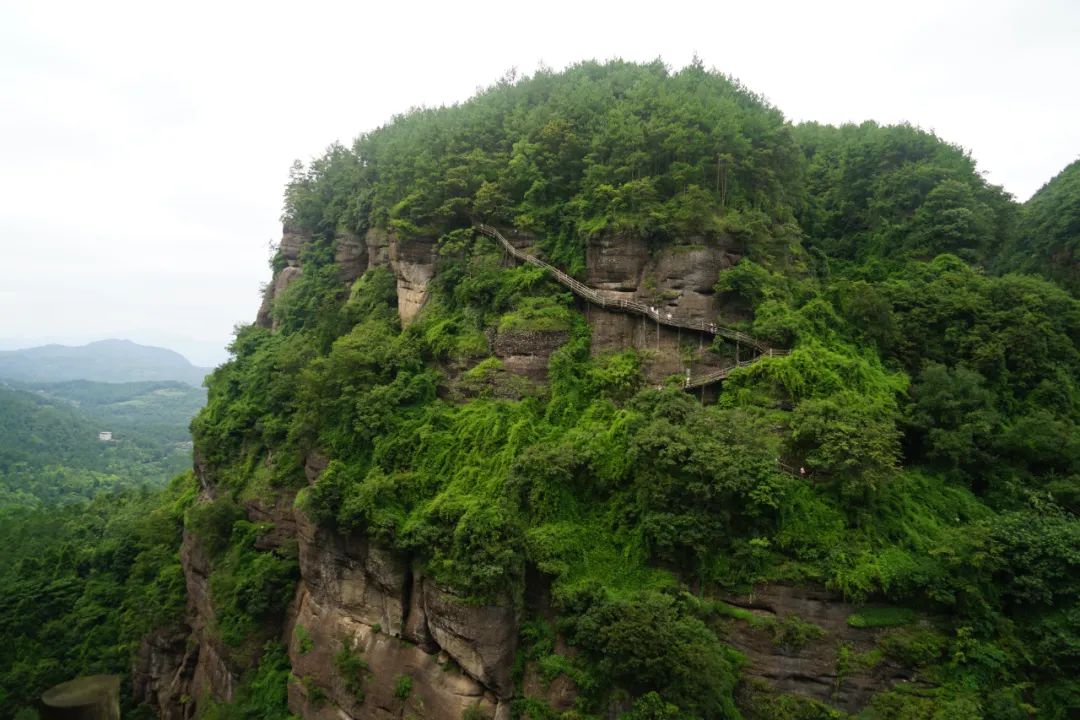 武汉大学教授唐诗宋词,武大教授讲唐诗