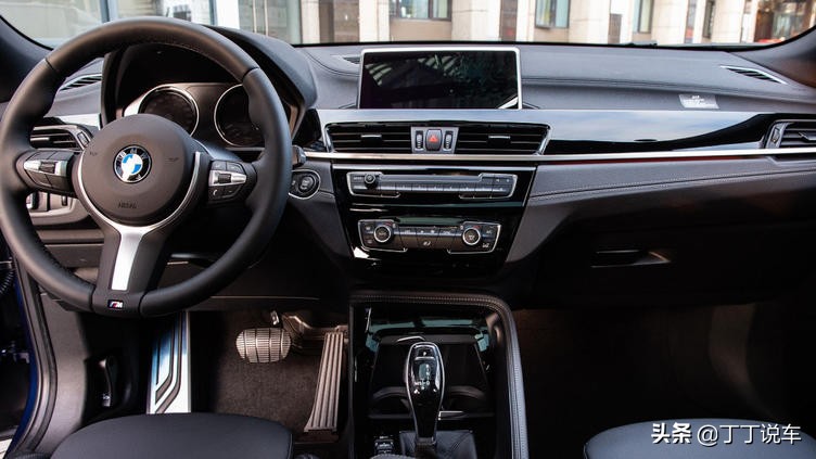 沃尔沃xc40凯迪拉克xt4奥迪q3,沃尔沃xc40奥迪q3凯迪拉克横评