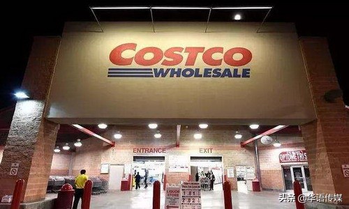 华语传媒：坚挺了一周，这家店还是给“中国大妈”跪了