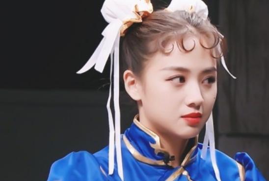 其他明星对鬼鬼吴映洁的评价,吴映洁鬼鬼合照被截