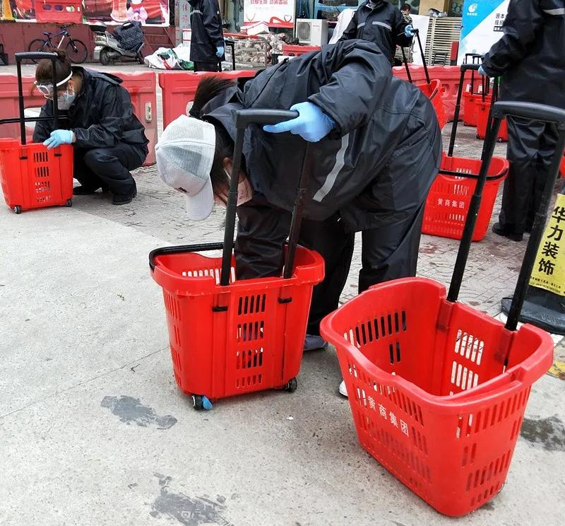 【战疫行动】黄商人炼成了“*钟金**罩”，穿上了“铁布衫”！