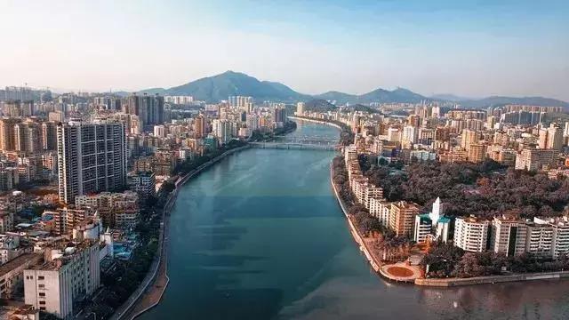 五一假期哪里好玩火车票又便宜,五一火车票热卖你抢了吗