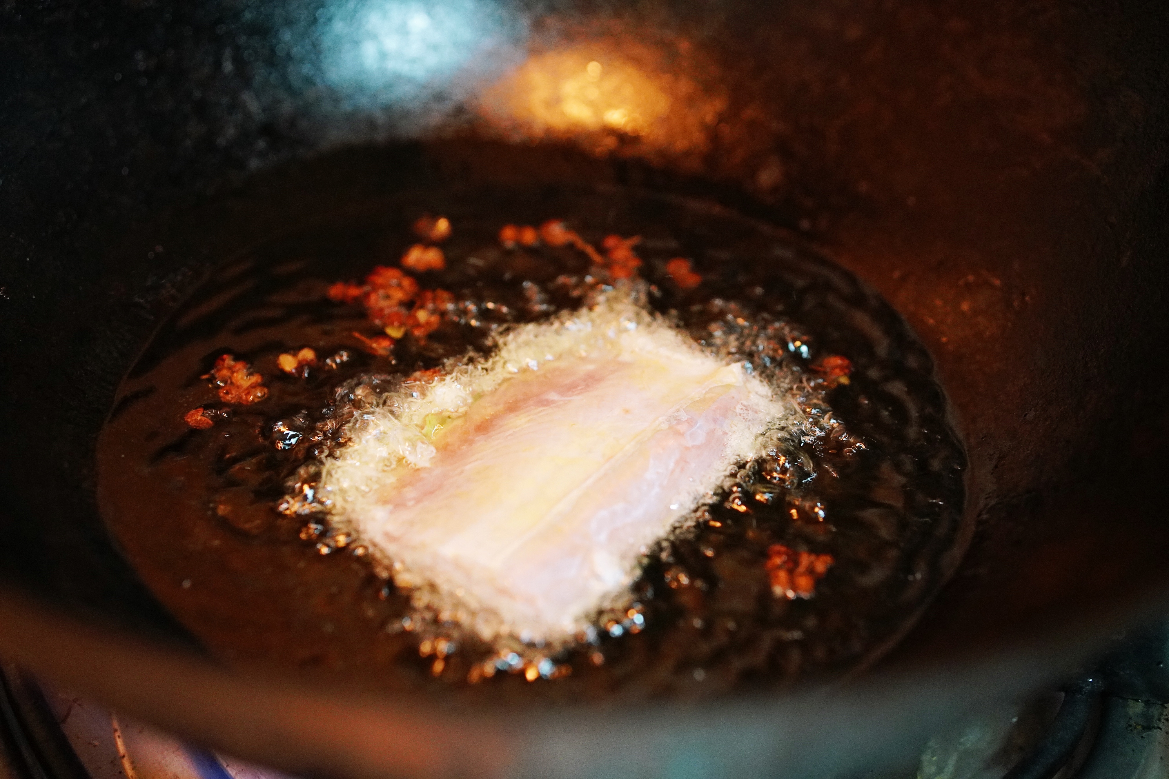 红烧带鱼最简单的做法不放油,红烧带鱼家常做法简单不油腻