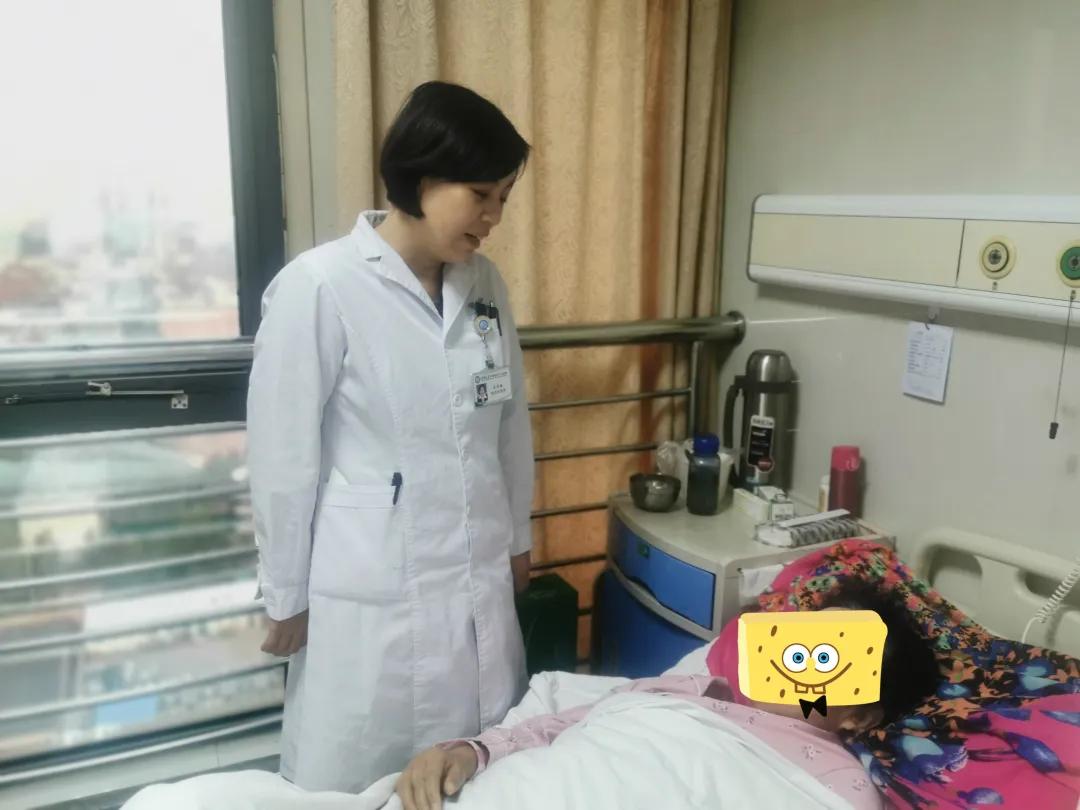 这次不是“吓尿”了,是“膀胱掉了!”