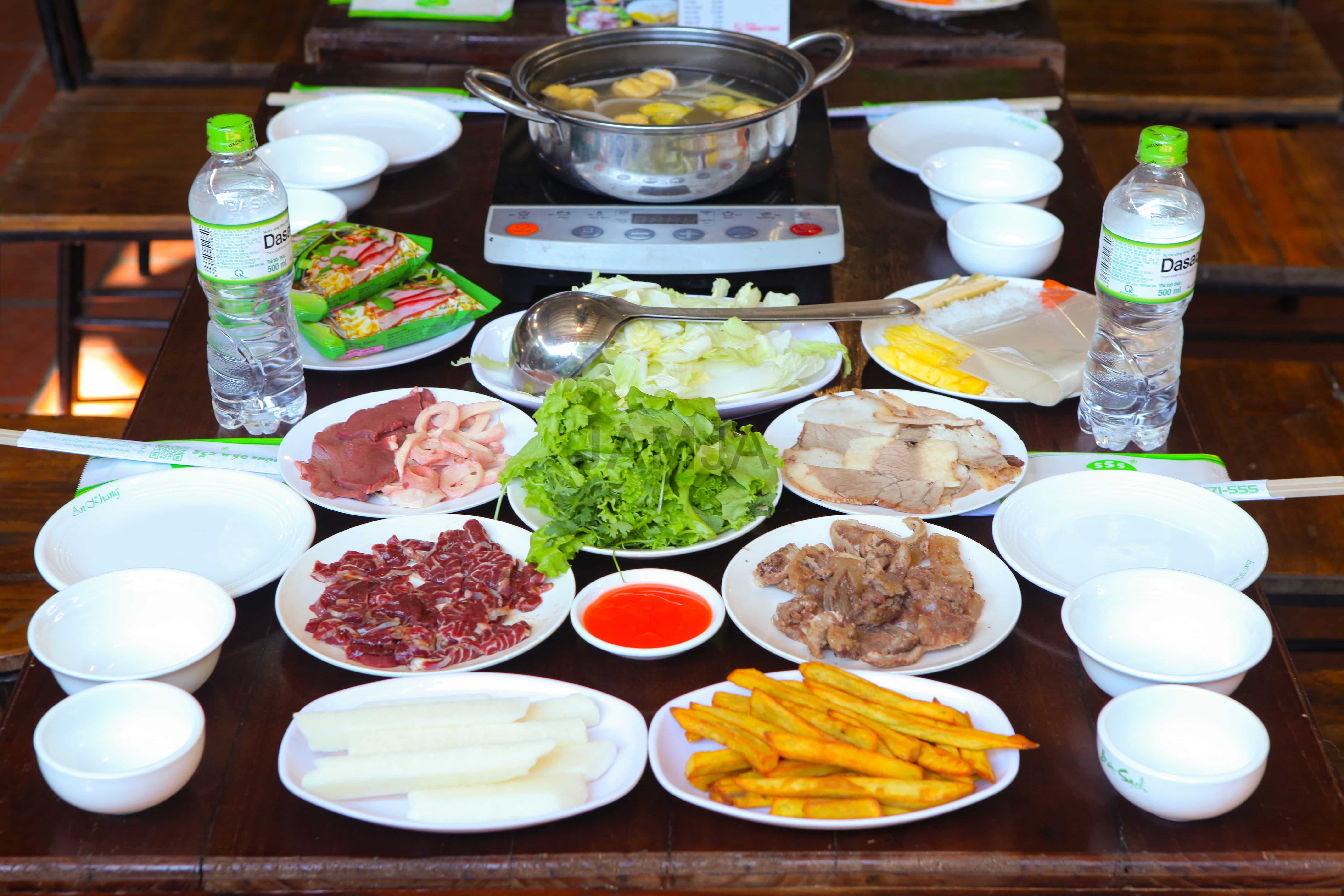 越南特色好吃的美食大全攻略 (40种好吃的越南美食)