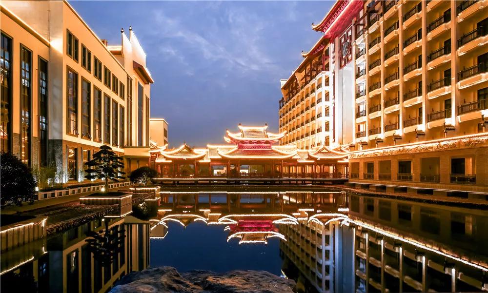 疫情防控取得阶段性胜利有序恢复,疫情胜利在望