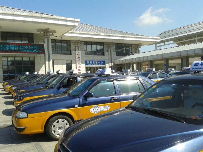 曲阜三孔游玩带点什么,曲阜三孔游玩必备