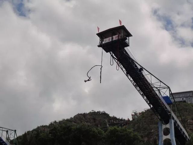 北京附近可以双人跳的蹦极地点,北京双人蹦极的地方有哪些