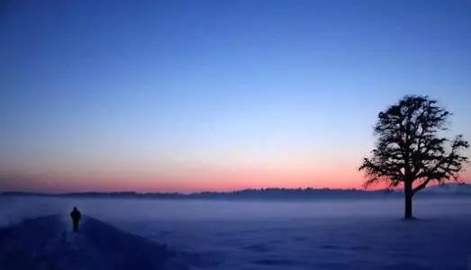 道德经第五十二章治水译文,孙健道德经第五十二章原文及译文