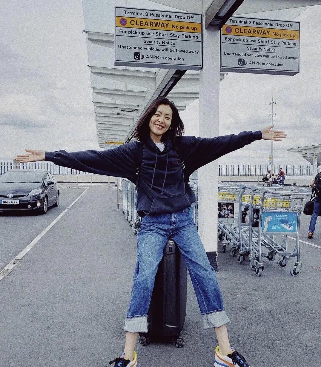 刘雯何穗奚梦瑶井柏然,崔始源喜欢何穗还是刘雯