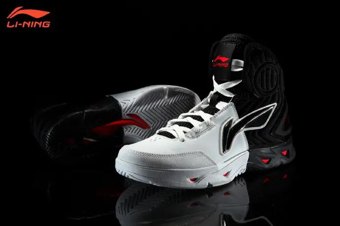 轻体重后卫耐磨实战球鞋李宁,实战帅气李宁球鞋耐磨