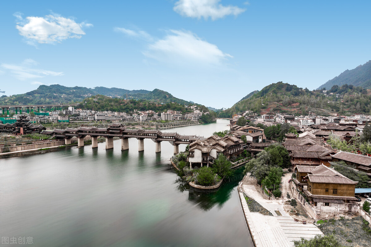国内景色最美的十大古镇,国内风景优美的十大古镇