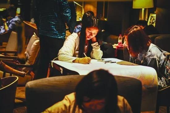 考好一点的美院有发展前途吗,为什么美术生都喜欢ai