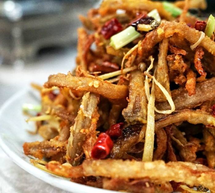 武汉老街坊都爱吃，这家店靠番茄鱼俘获了很多光谷人的胃