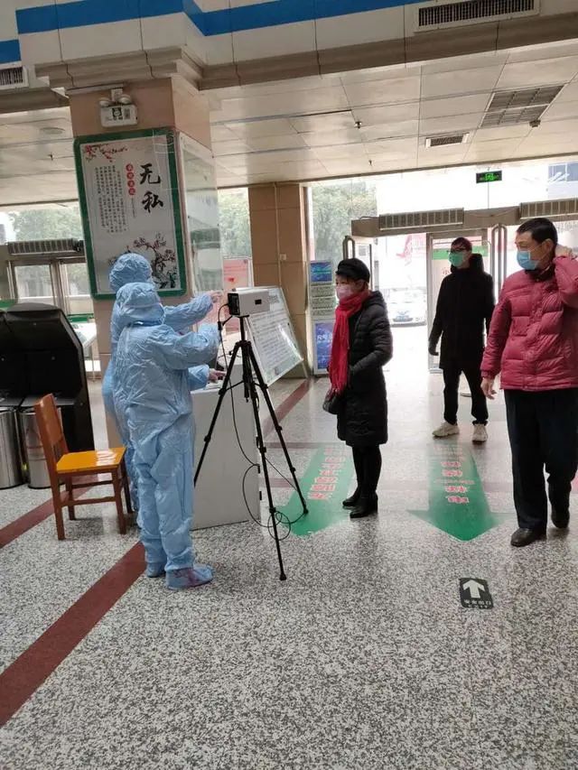 战疫天使重返工作岗位,疫情第一线的天使们