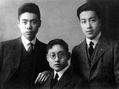 周总理与*颖超邓**的爱情，足以成为千古绝唱，充塞于天地之间