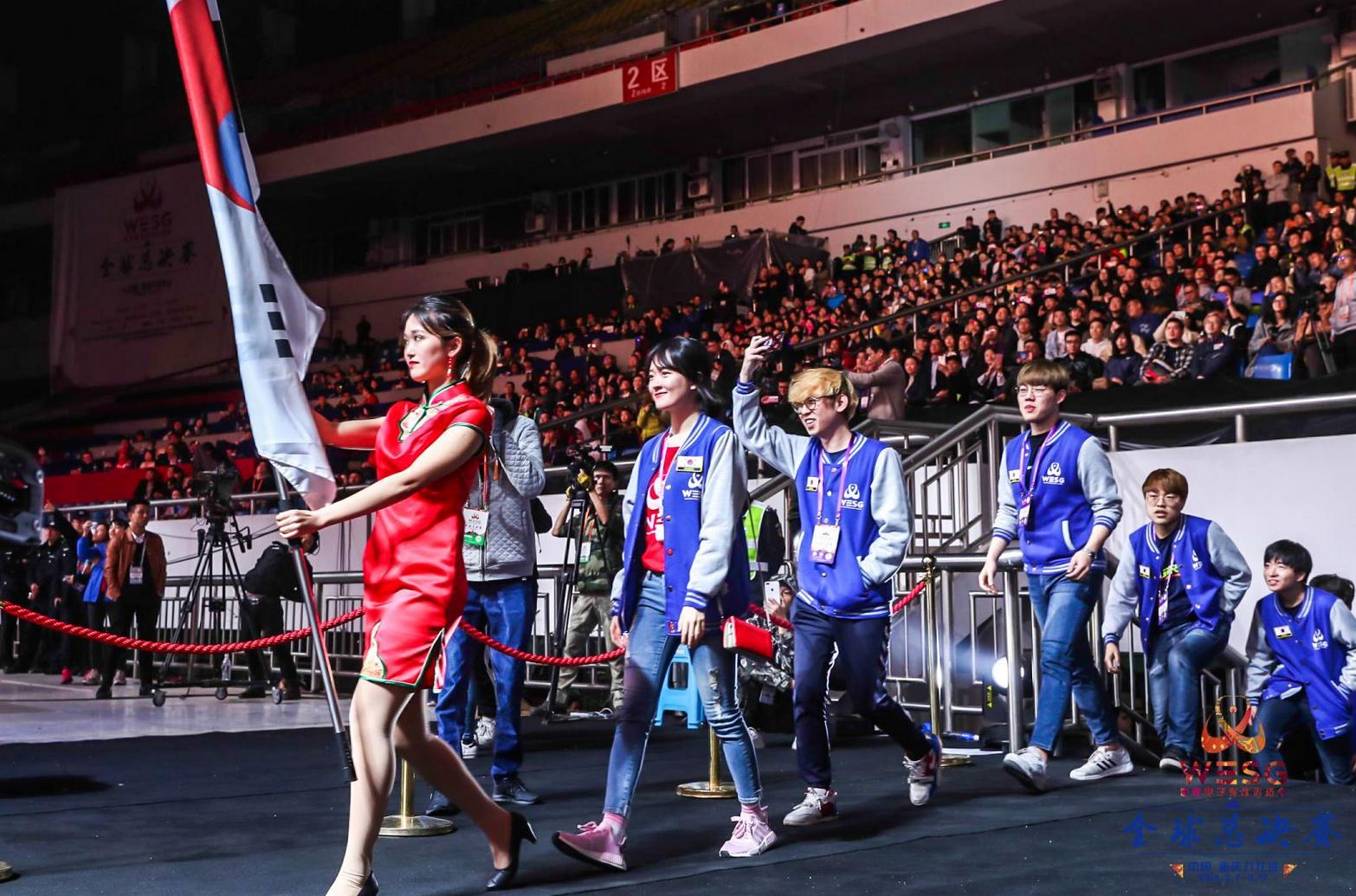 wesg2017亚太区女子组总决赛,华硕mg248qr显示器评测