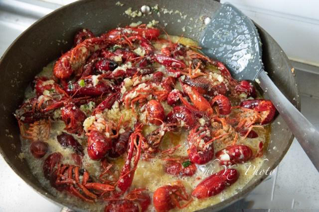 盱眙龙虾抽虾线吗,想吃新鲜海鲜没有虾线的盱眙龙虾