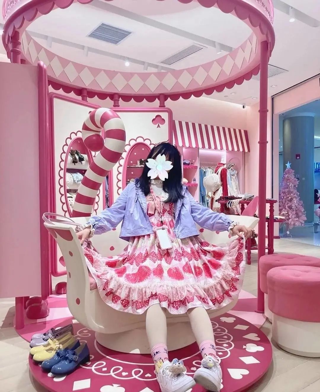 年轻人混圈子要低调吗,年轻人哪哪都舍得花钱