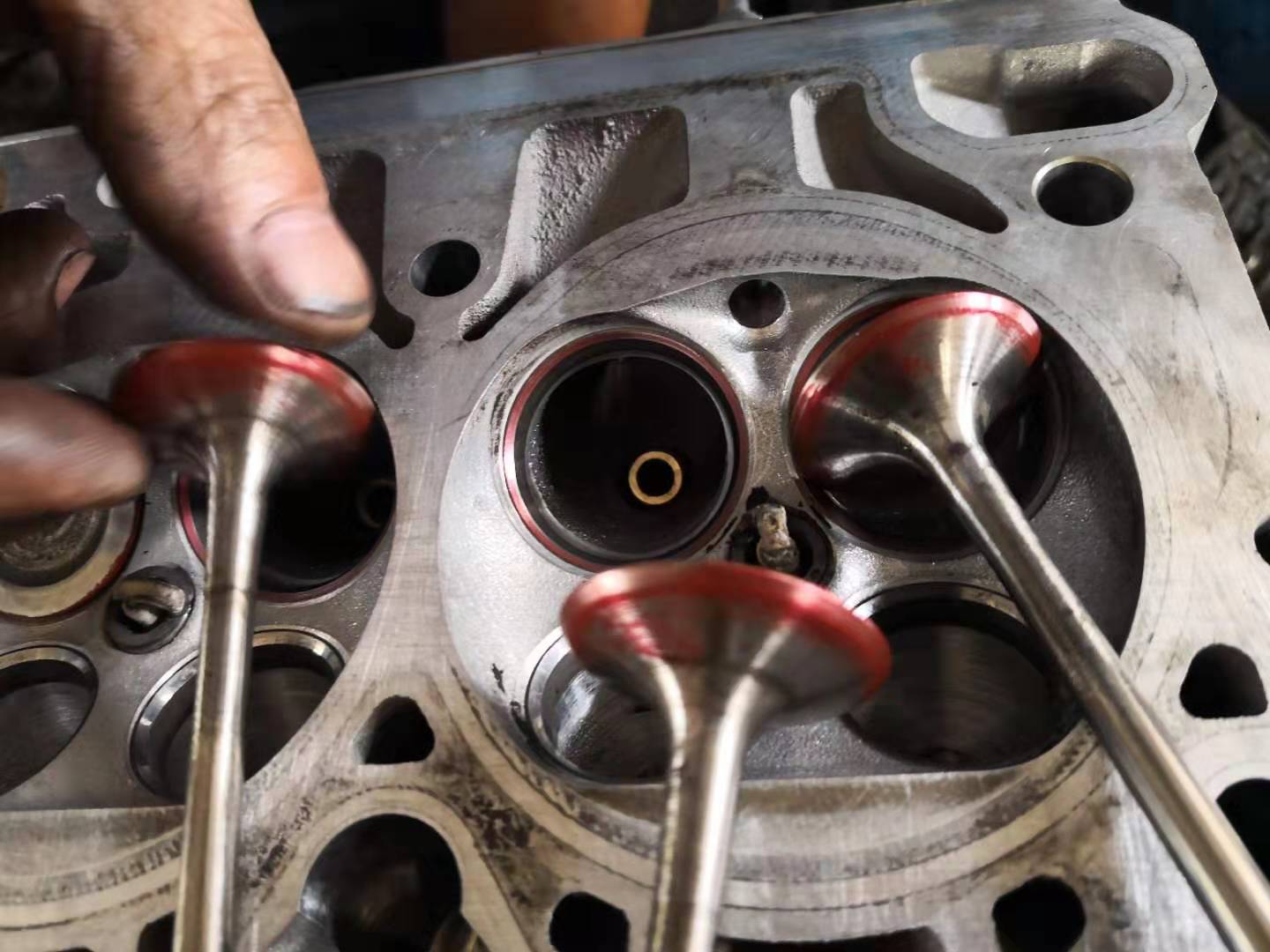 宁波车友奥迪,宁波哪家店专业维修奥迪烧机油