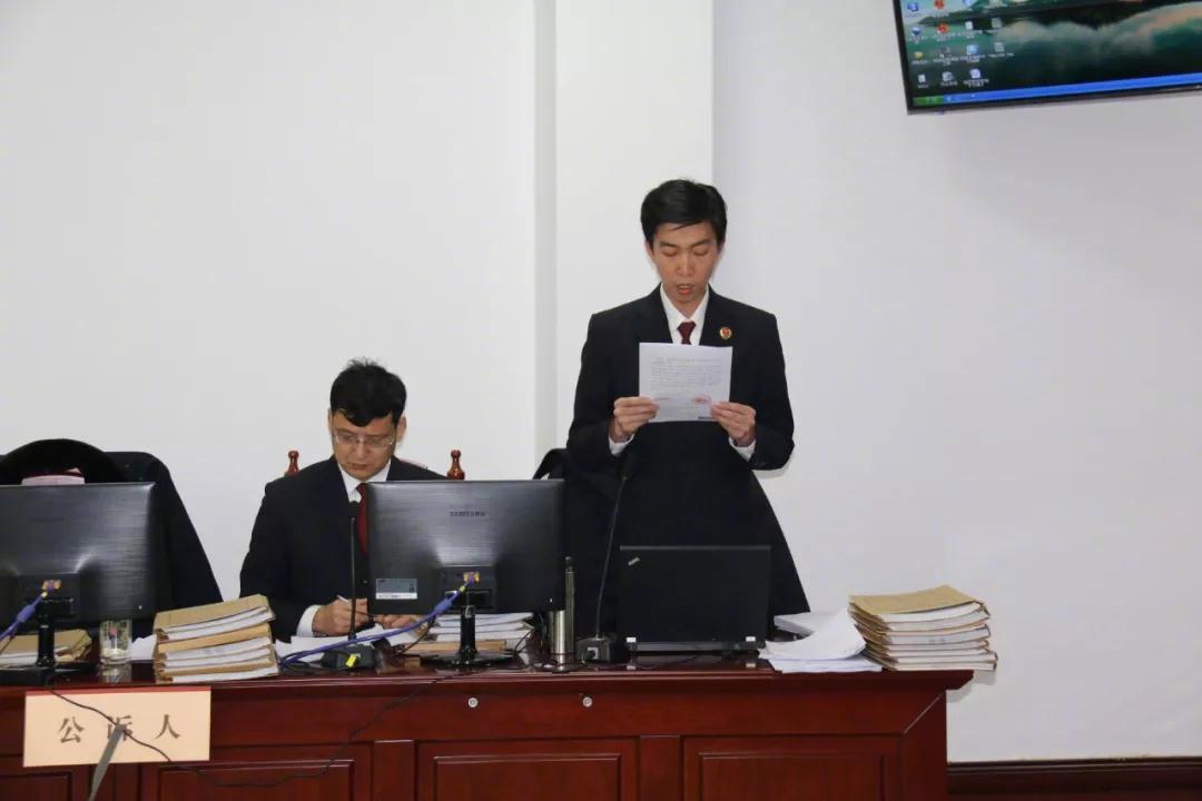 从″辉煌″到″阶下囚″，他的人生反转早就埋下了伏笔