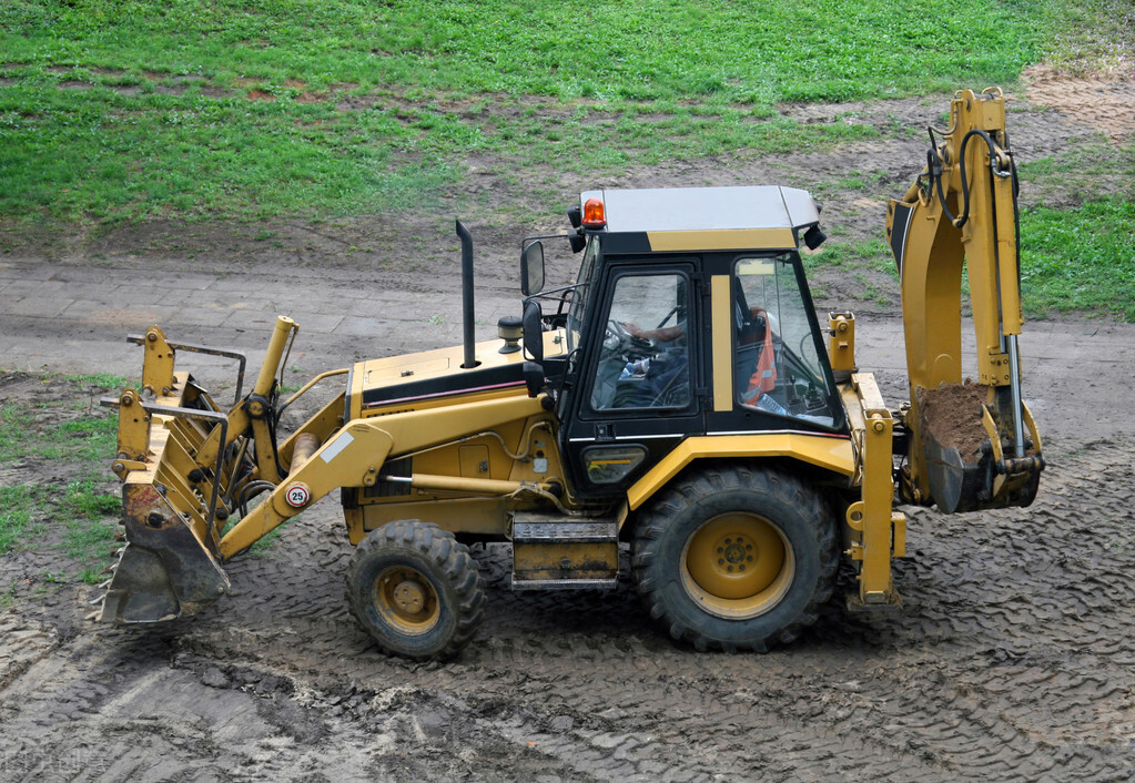 世界十大最顶级工程机械巨头，中国竟然独霸三席