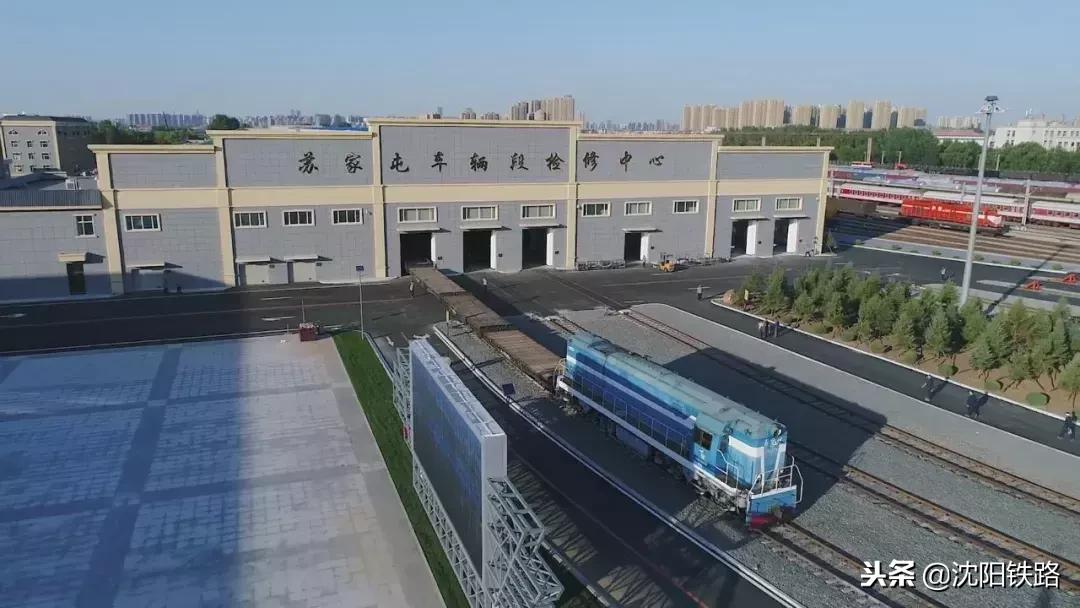 美国机器人修铁路,用于修铁路的机器人