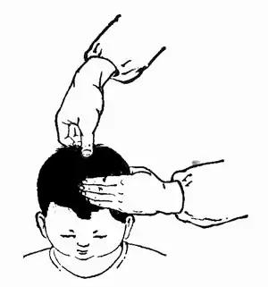 对症刮痧治百病中医传统疗法大全,用勺子刮痧的正确手法完整版