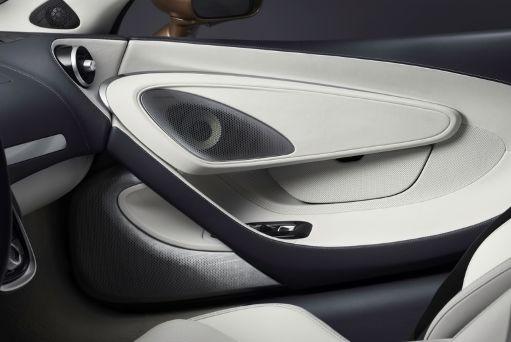 迈凯伦gt不选配什么样,gt是跑车还是轿跑