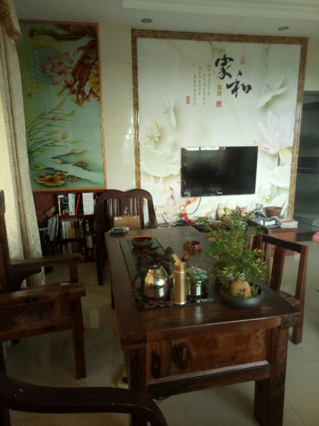 别人不要木头，拿回家做了张茶桌