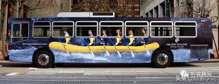 世界最有意思公交车,史上最狂野的公交车广告