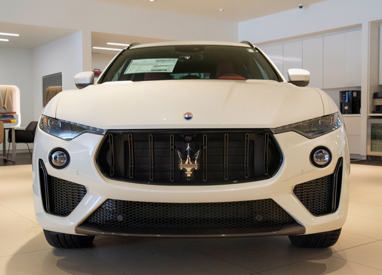 最新款玛莎拉蒂莱万特3.0顶配,全新玛莎拉蒂莱万特上路多少钱