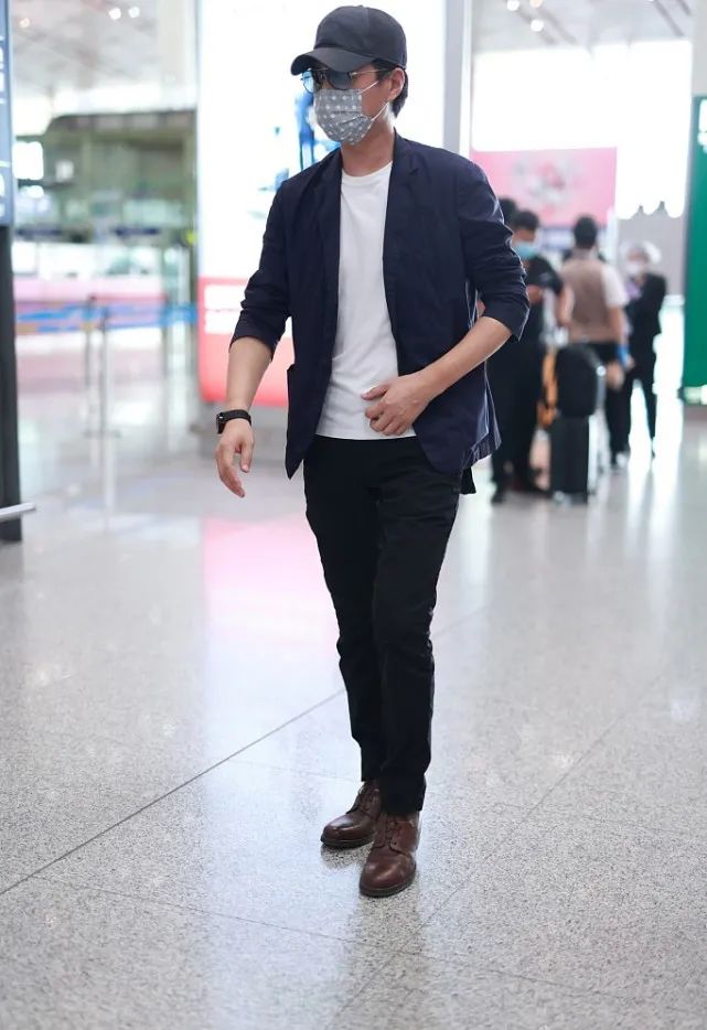 靳东西装穿搭,靳东成熟穿搭