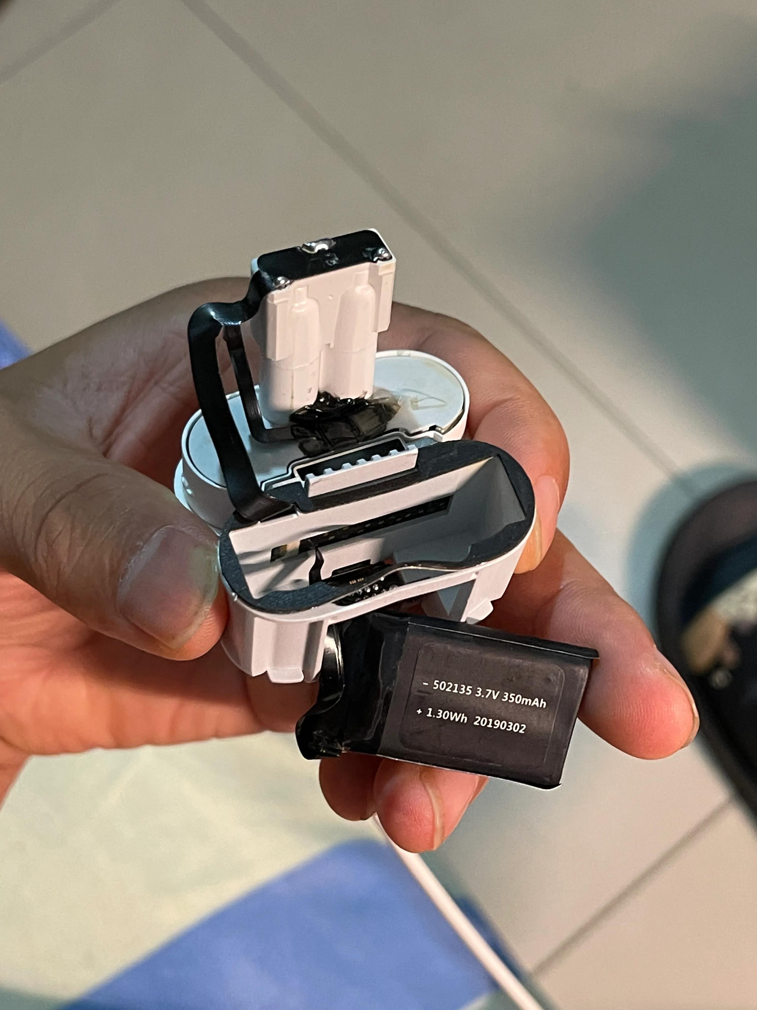 买airpods电池仓,买airpods买的假的怎么办