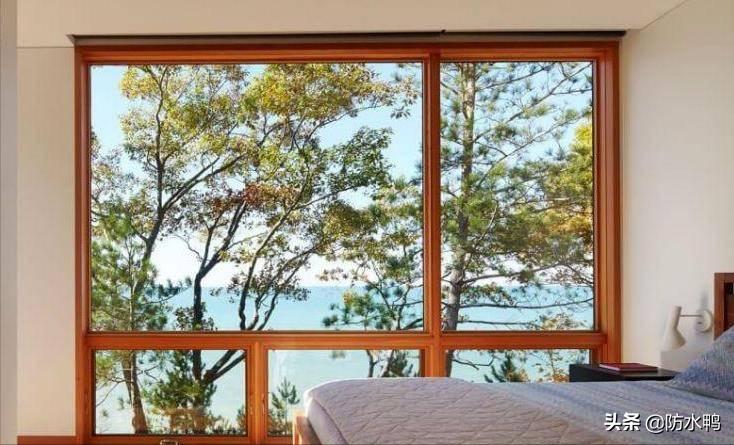 窗户上沿渗水怎么补救,窗户下沿渗水