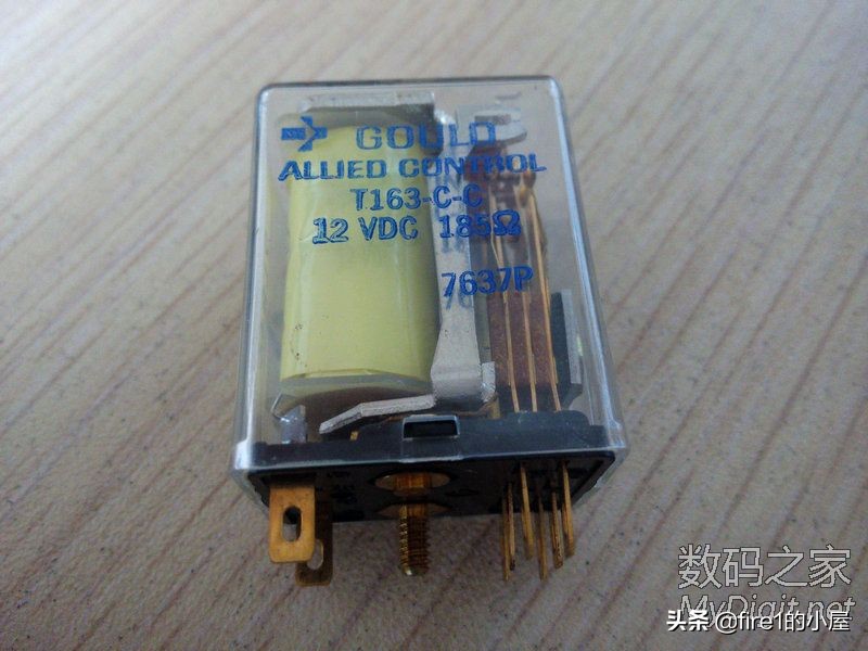 废品堆里淘了一堆电子元件，看看都有什么