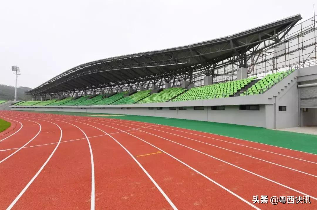 云浮新建的体育场,云浮新区体育场