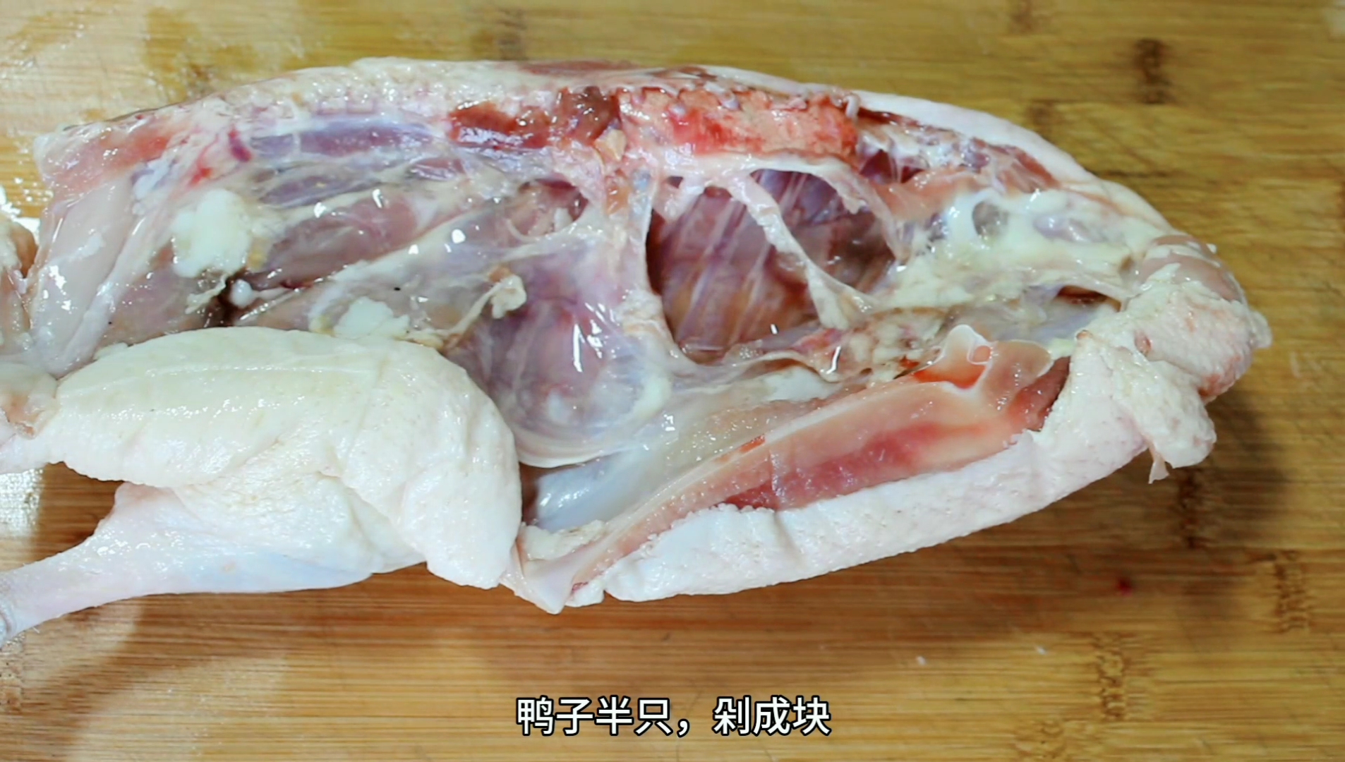 美味下饭的黄焖鸭好吃停不下来,冬瓜焖烧鸭的家庭做法