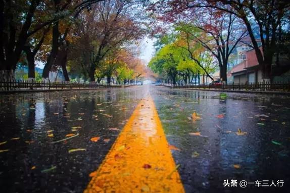 大连有一个蓝色的小城堡景点,大连秋季旅游景点攻略大全